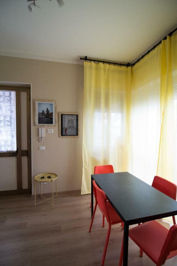 מגדל אגם פוצ'יני La Casetta Del Viaggiatore - "Traveller'S Home" מראה חיצוני תמונה